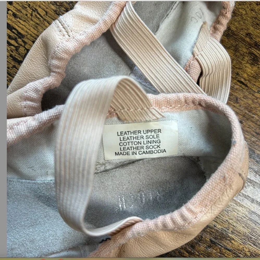 Bloch Girls Ballet Shoes Pink Leather Size 10C Child Dance Slippers